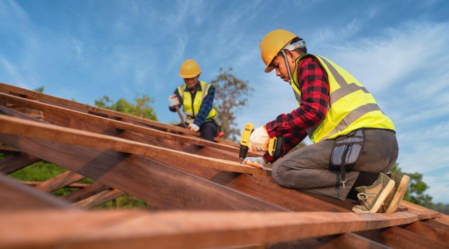 Professional Flat Roofing Installation services in Center Line, MI